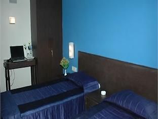 Manu Residency Hotel Bangalore Exterior photo
